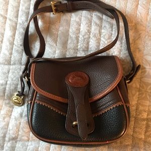 Dooney & Bourke purse & keychain